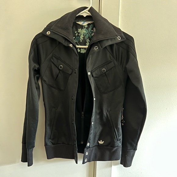Adidas black zipper Jacket in Size XS - Picture 3 of 10